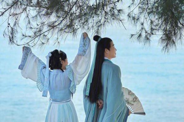 素笺流韵：探寻古风情侣名字的文化内涵