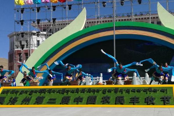 斯里兰卡丰收节：庆祝五谷丰登的古老仪式